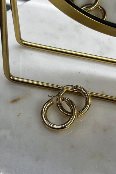 Bombeli Halka Model Altın Küpe