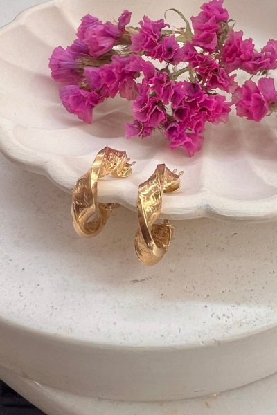 Burgulu Altın Küpe