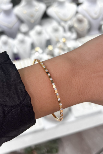 Minimal Taşlı Altın Bilezik